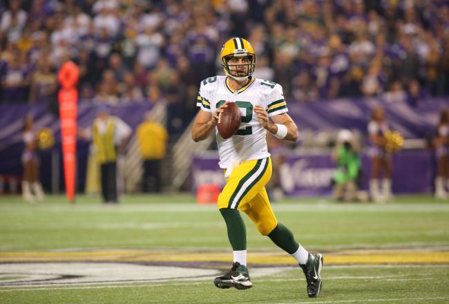 Rodgers, Ponder hear it from crowd