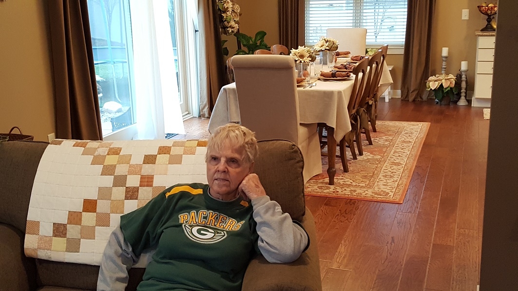 A “Donald Driver years old” (80) La Crosse woman one of 10 finalists as Packers Ultimate Fan