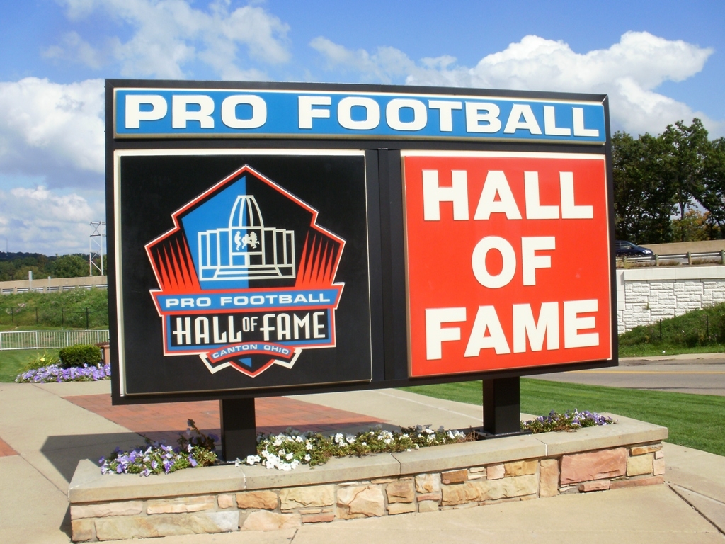 WKTY poll: Who is the most deserving “modern era” NFL player for the 2017 HOF?