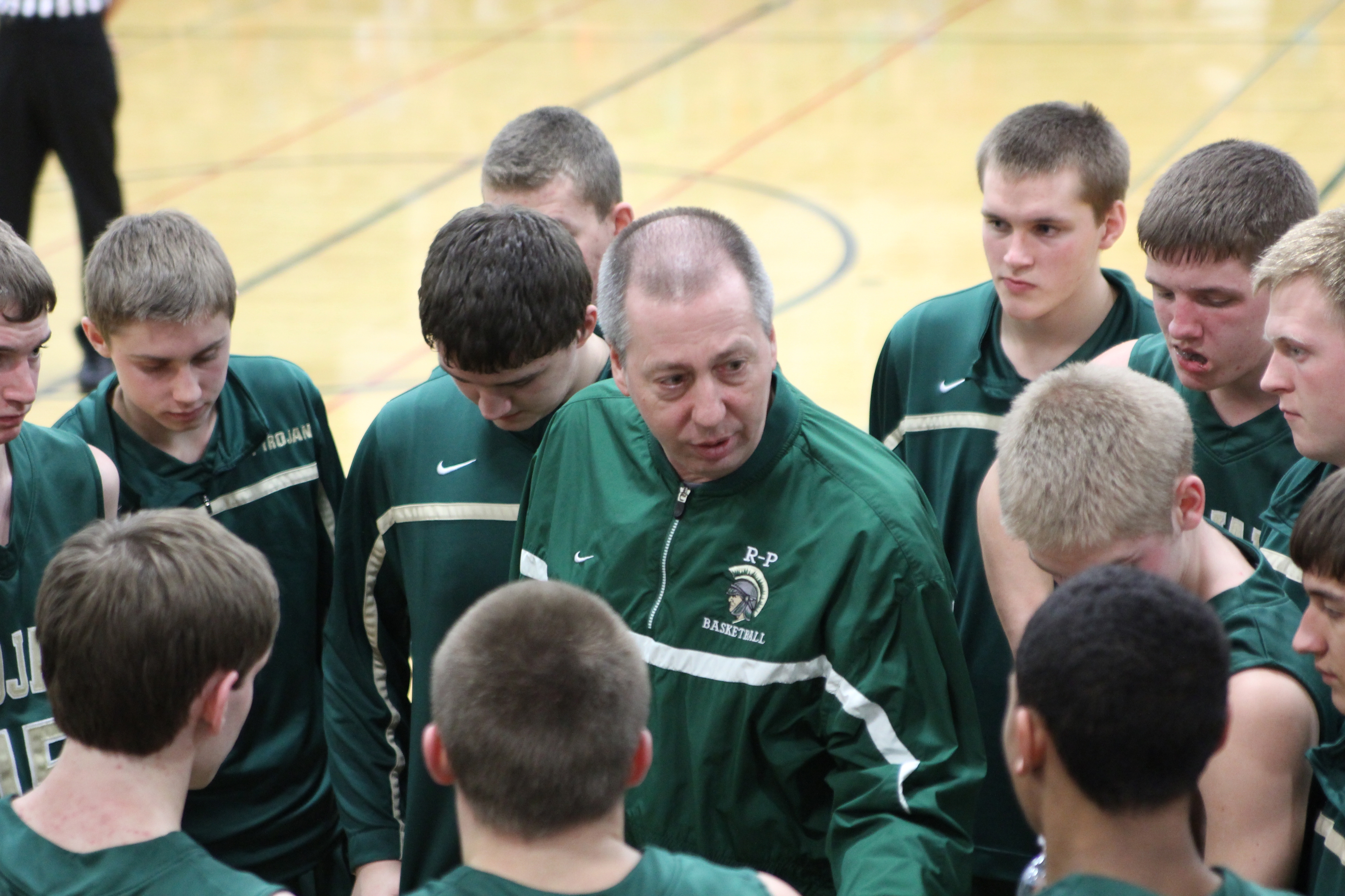 Caledonia, Rushford-Peterson looking to get to state tourney tonight