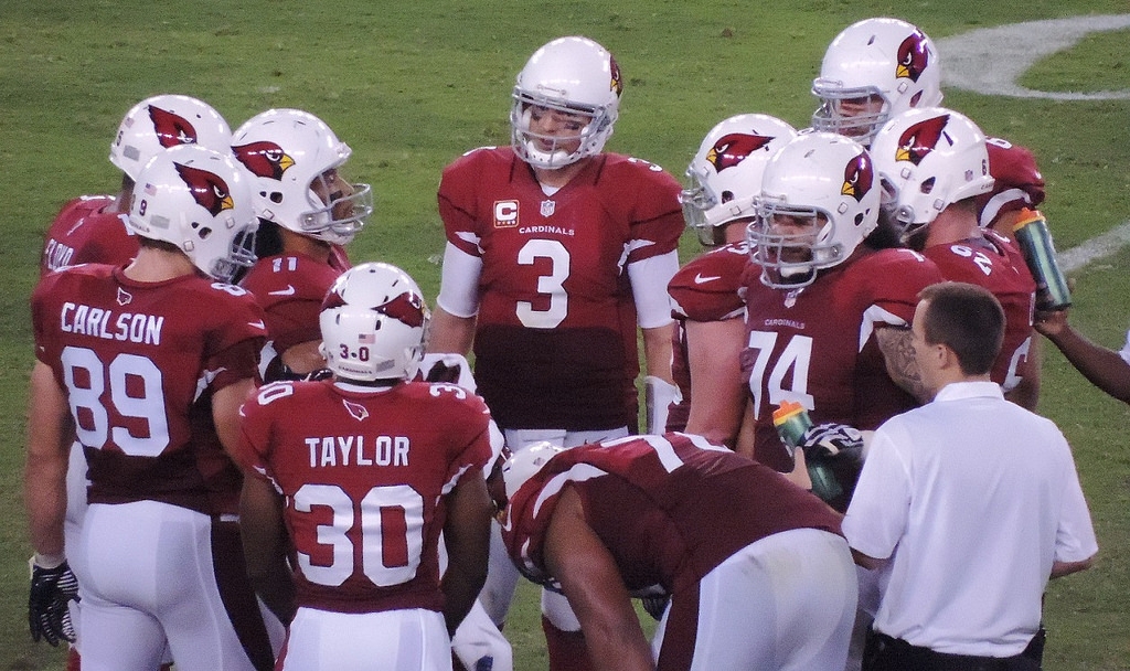 Carson Palmer to ease way up on offseason throwing for Cardinals