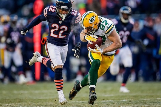 Green Bay fan sues over Bears’ sideline ban on Packers gear