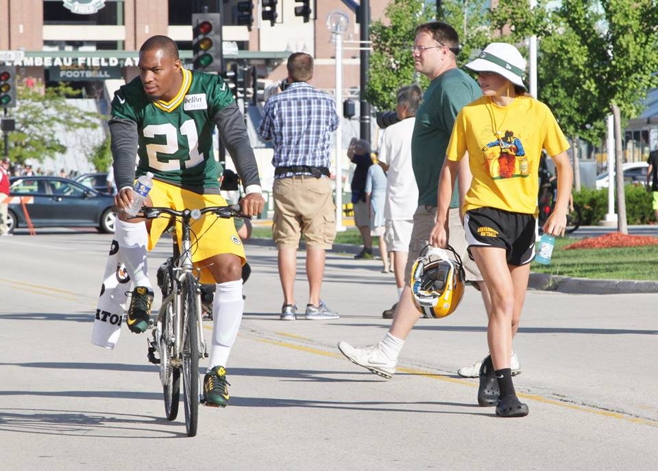 Packers camp opens with tradition