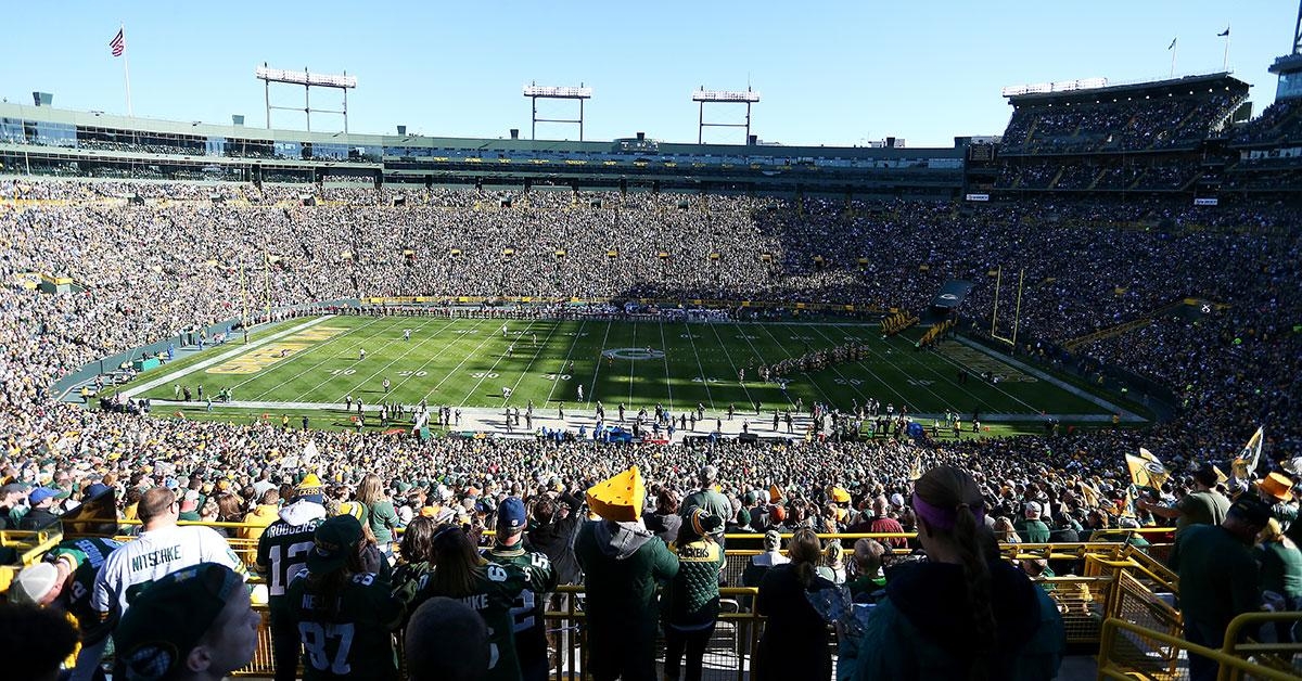 REJOICE: Shareholders meeting marks Packers season’s unofficial start