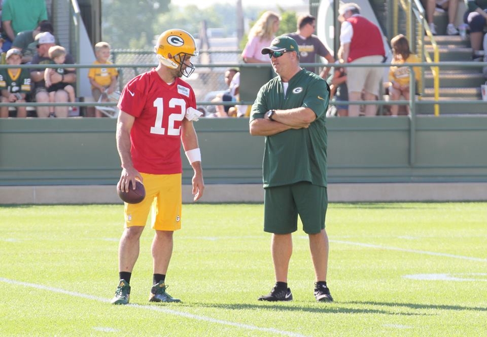 Favre agrees with Rodgers, No. 12 can play forever