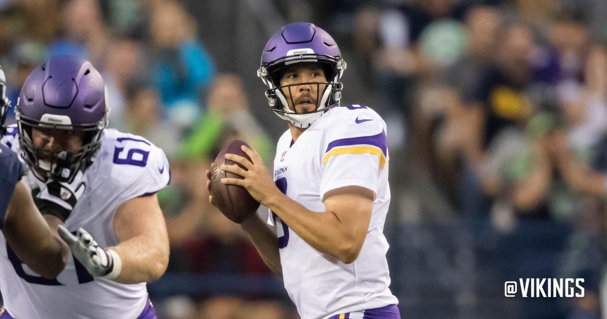 Vikings QB Bradford getting 2nd opinion on surgically repaired knee