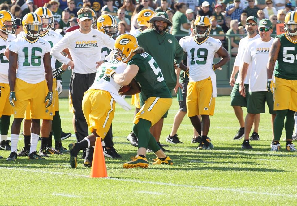 Matthews up for challenge as Packers rally without Rodgers
