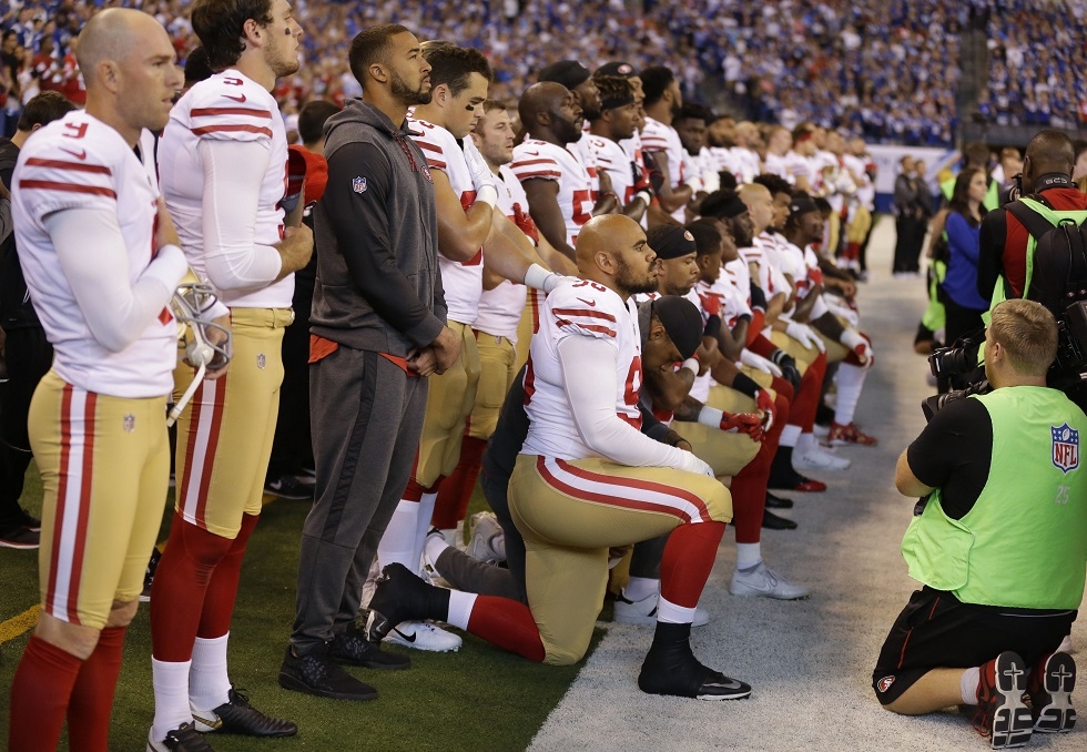 Papa John’s apologizes for criticizing NFL anthem protests