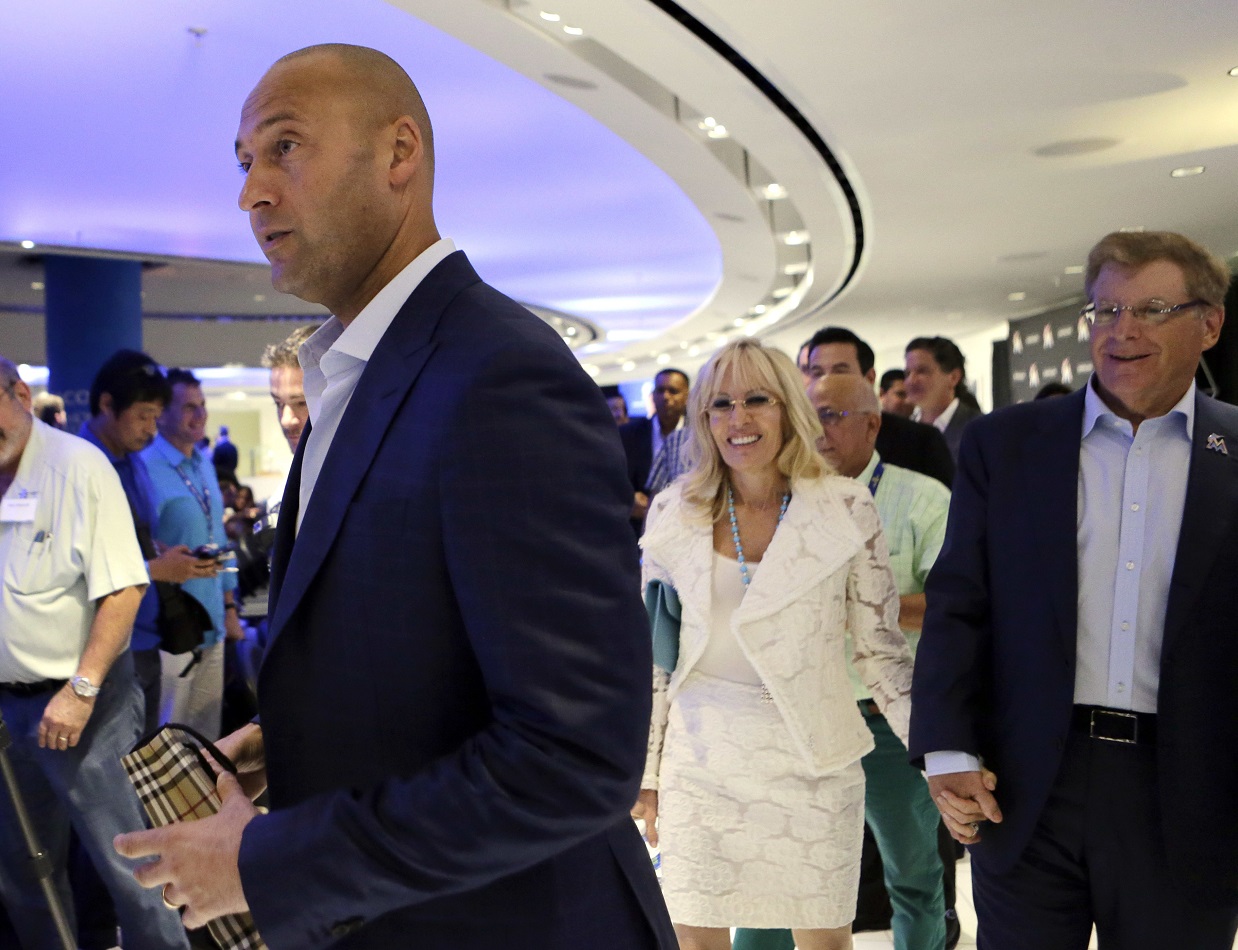 Glow is gone for Derek Jeter as Marlins CEO after 2 months
