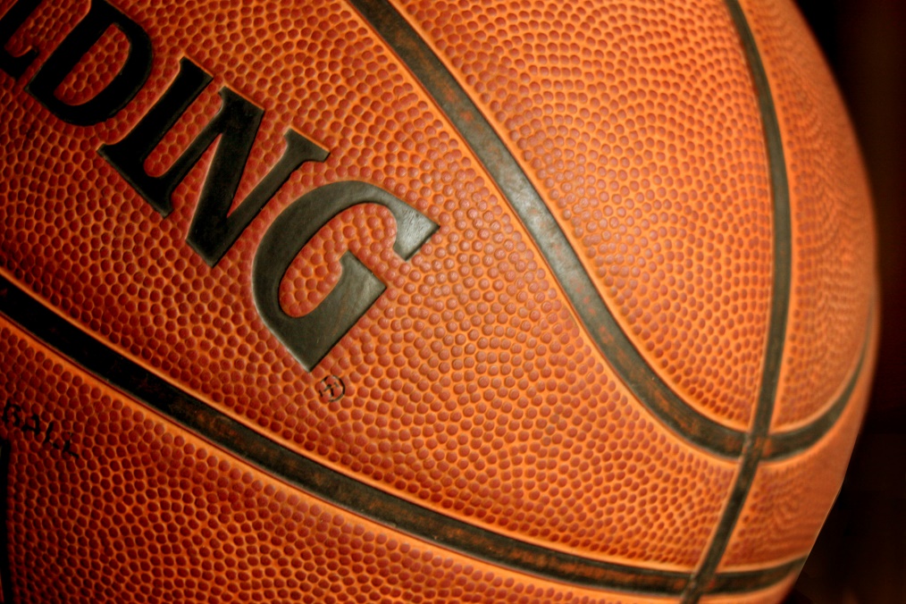 Aquinas girls basketball still No. 1 in latest poll, still undefeated