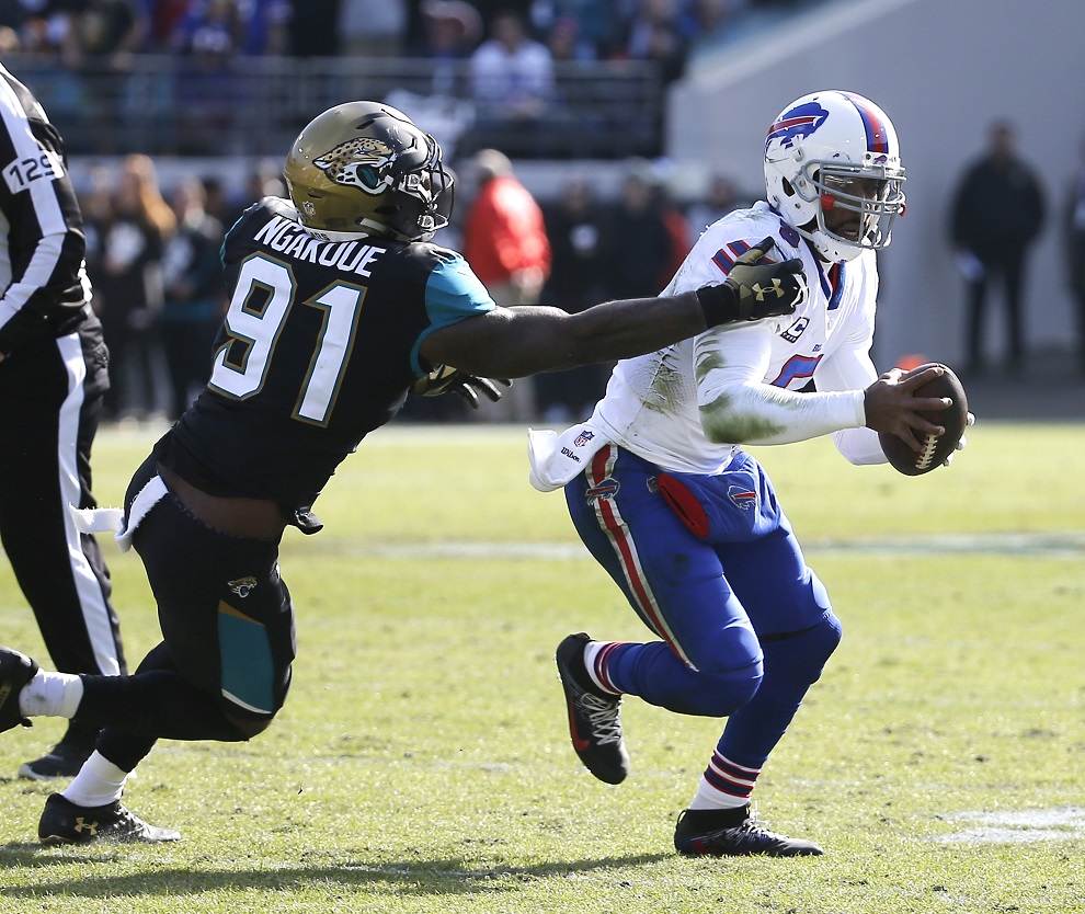 Ngakoue says Incognito used weak racist slurs during game