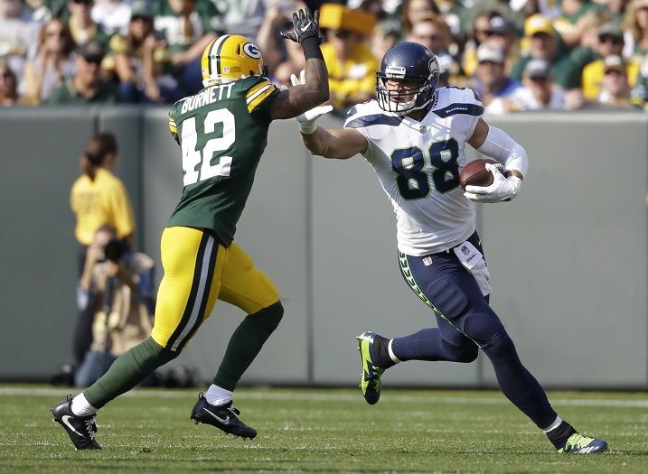 Green Bay Packers on X: Jimmy Graham in the green & gold. #GoPackGo   / X