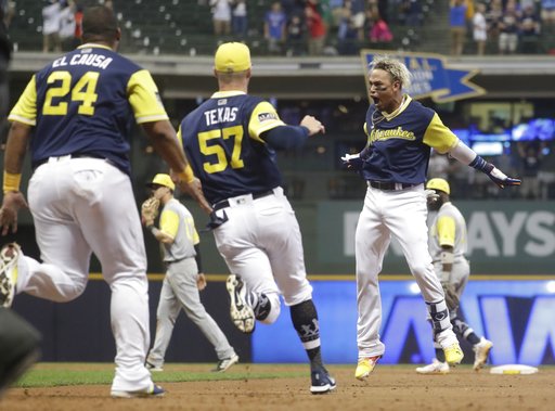 WATCH: Arcia’s walk-off in 15th wins it for Brewers