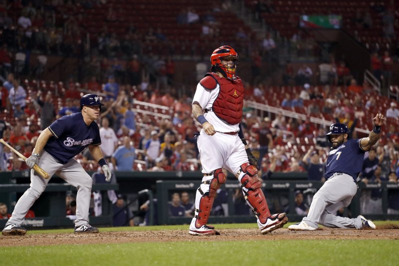 Brewers top Cardinals, open three-game lead for wildcard