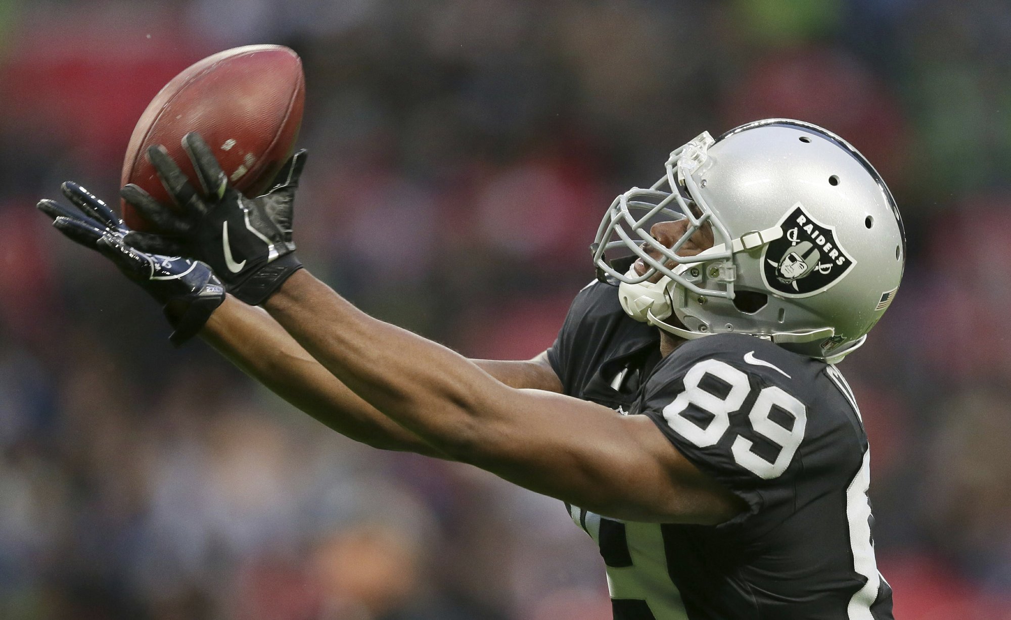 Cowboys get Amari Cooper from Raiders for 1st-round pick