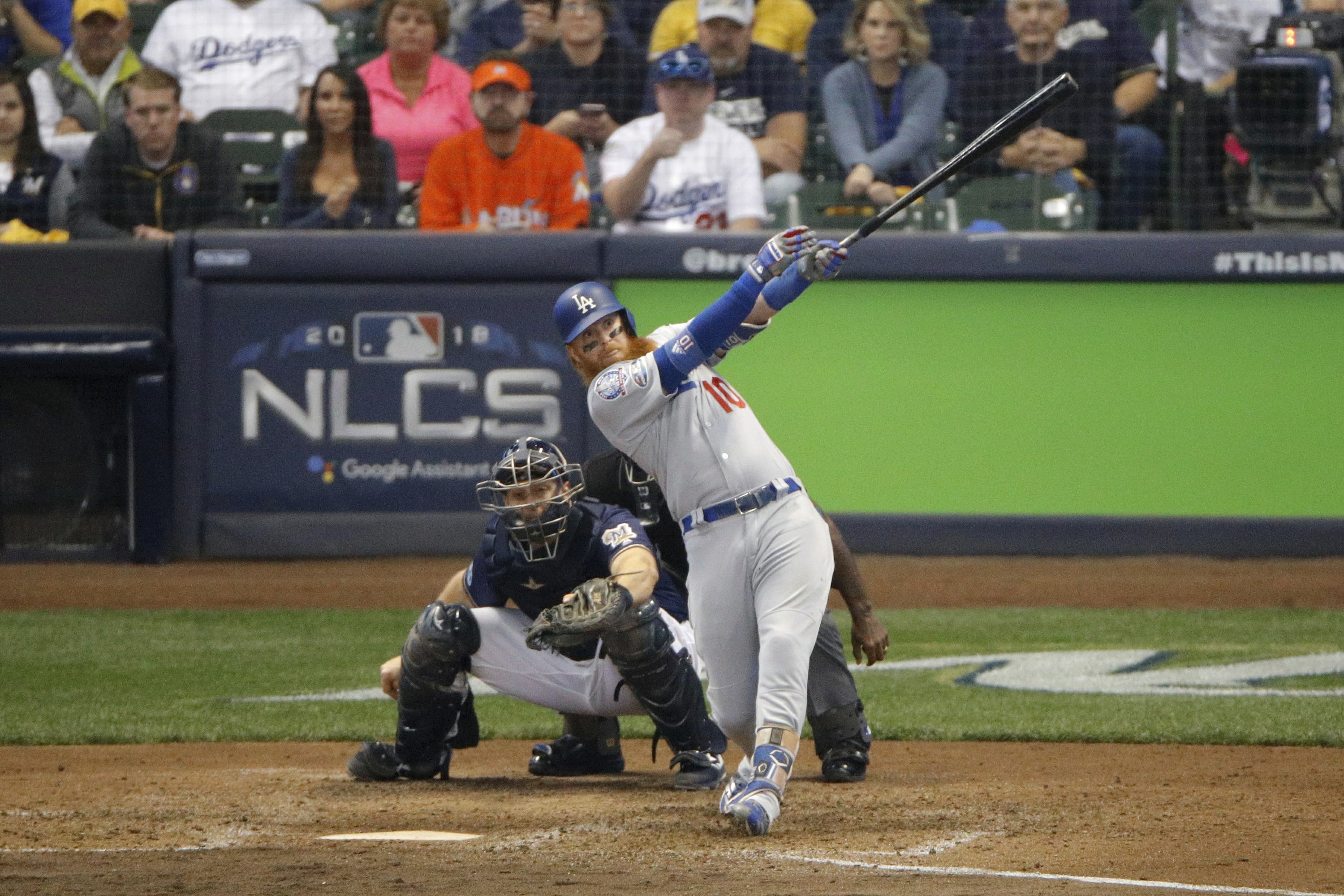 Turner homers as Dodgers beat Brewers 4-3 in NLCS Game 2