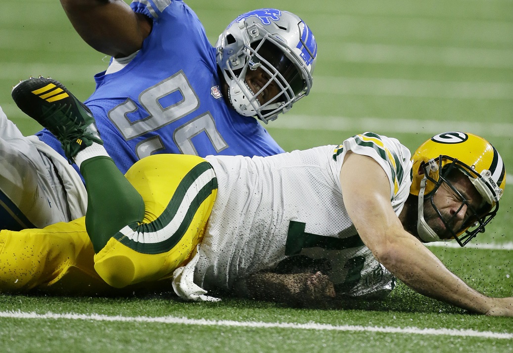 49ers, Packers look to cut down on turnovers at Lambeau; Rodgers suffers setback with knee