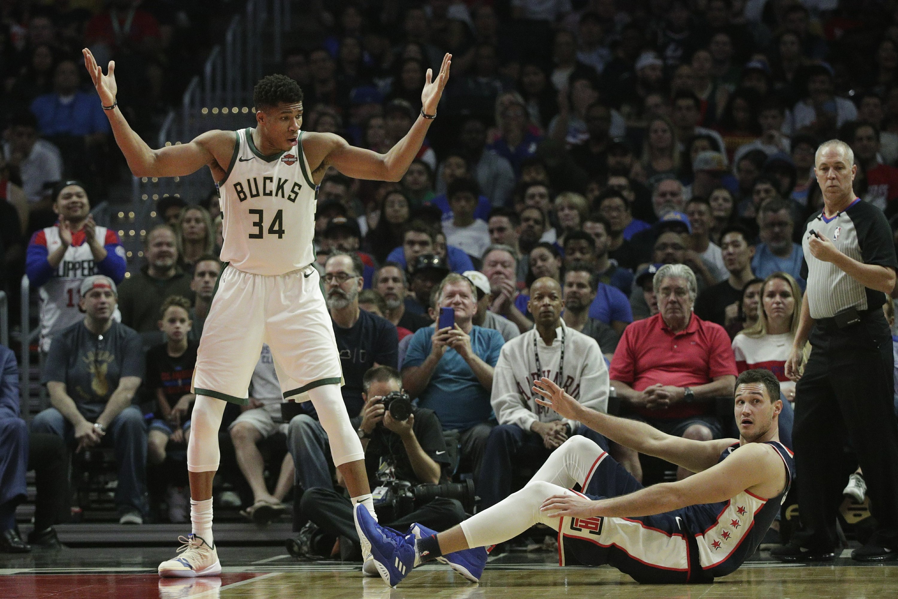 Giannis just behind LeBron as top vote getter in first NBA all-star returns