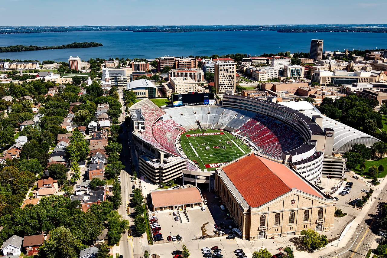 Wisconsin athletes discuss mental health, communication