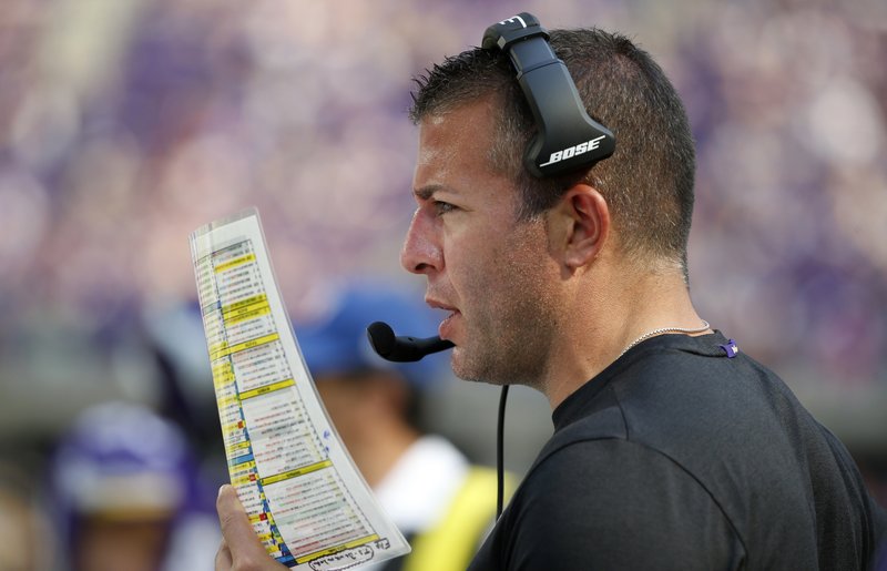 Vikings fire OC DeFilippo after another flat performance