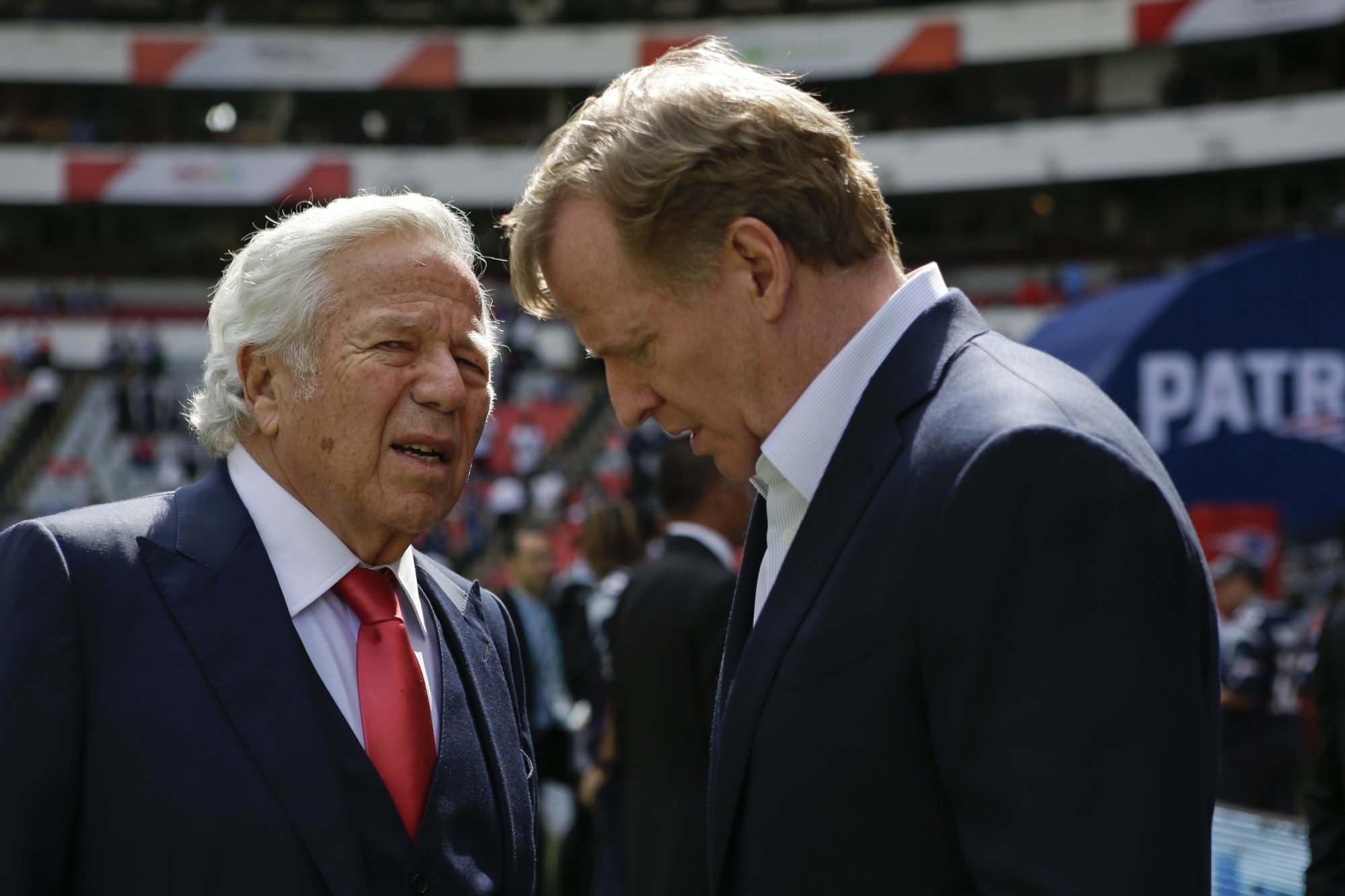Authorities: Kraft visited parlor for sex on day of AFC game