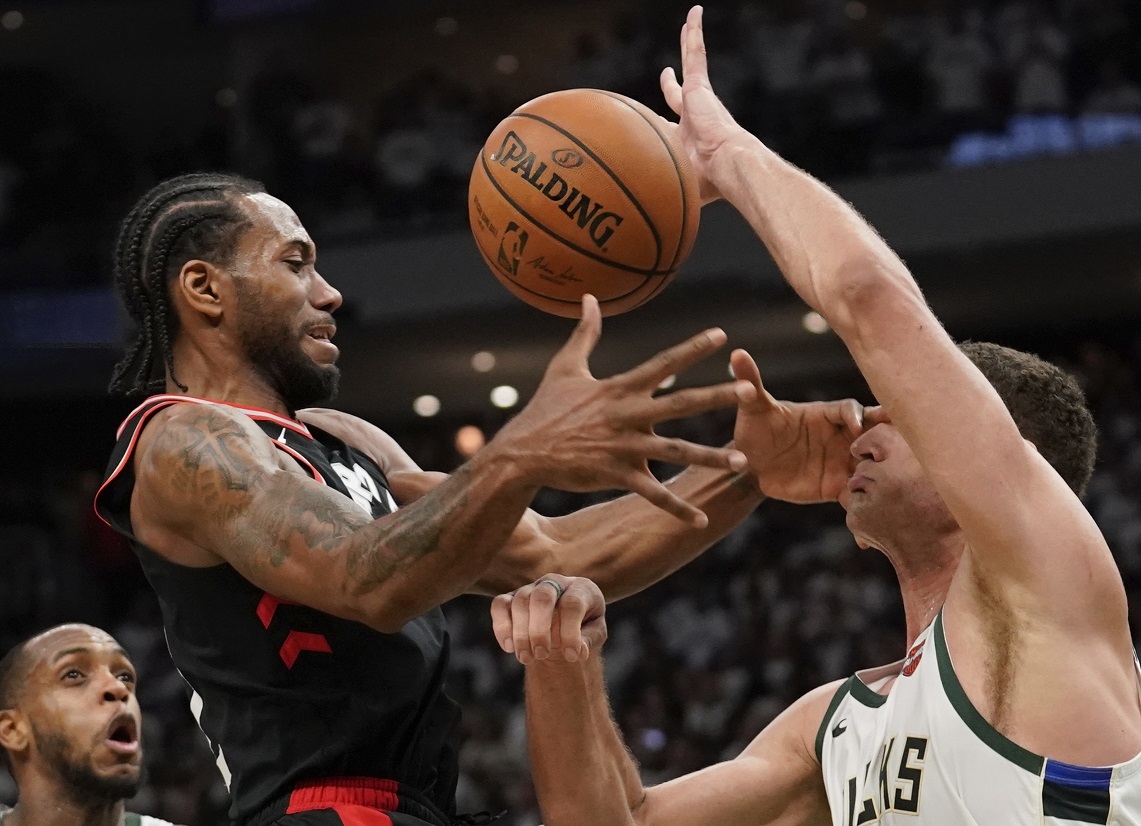 GAME 1 BUCKS-RAPTORS: Kawhi Leonard vs. … Brook Lopez?