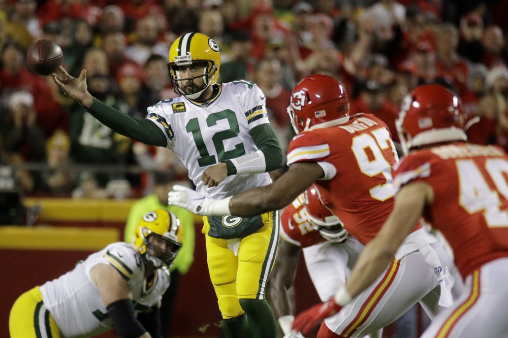 Rodgers, Jones star for Packers in 31-24 victory over Chiefs