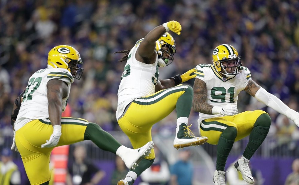 Kenny Clark, Packers agree on a $64 million, 3-year contract extension, AP source says