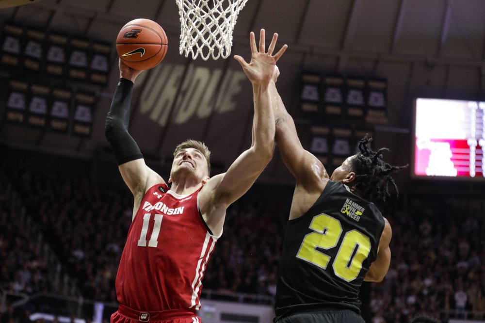 Purdue continues home dominance of Wisconsin in 70-51 rout