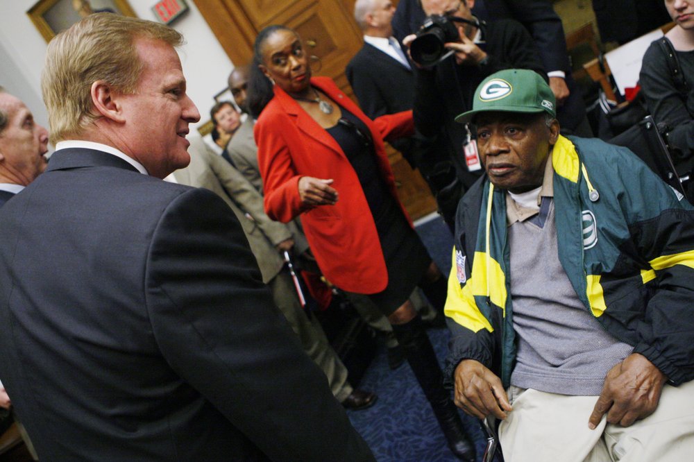 Willie Wood, Packers great and Hall of Fame DB, dies at 83