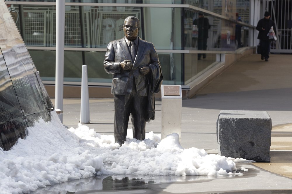 Twins remove ex-owner Griffith statue over racist remarks