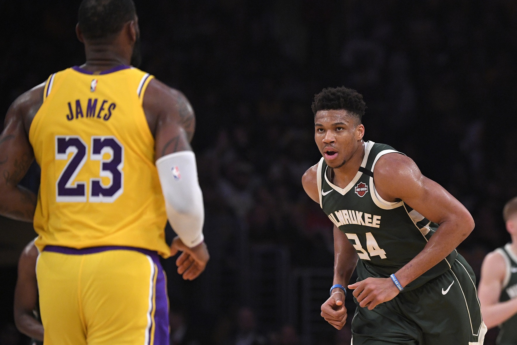 Back to work: Bucks, Lakers again try to get to second round