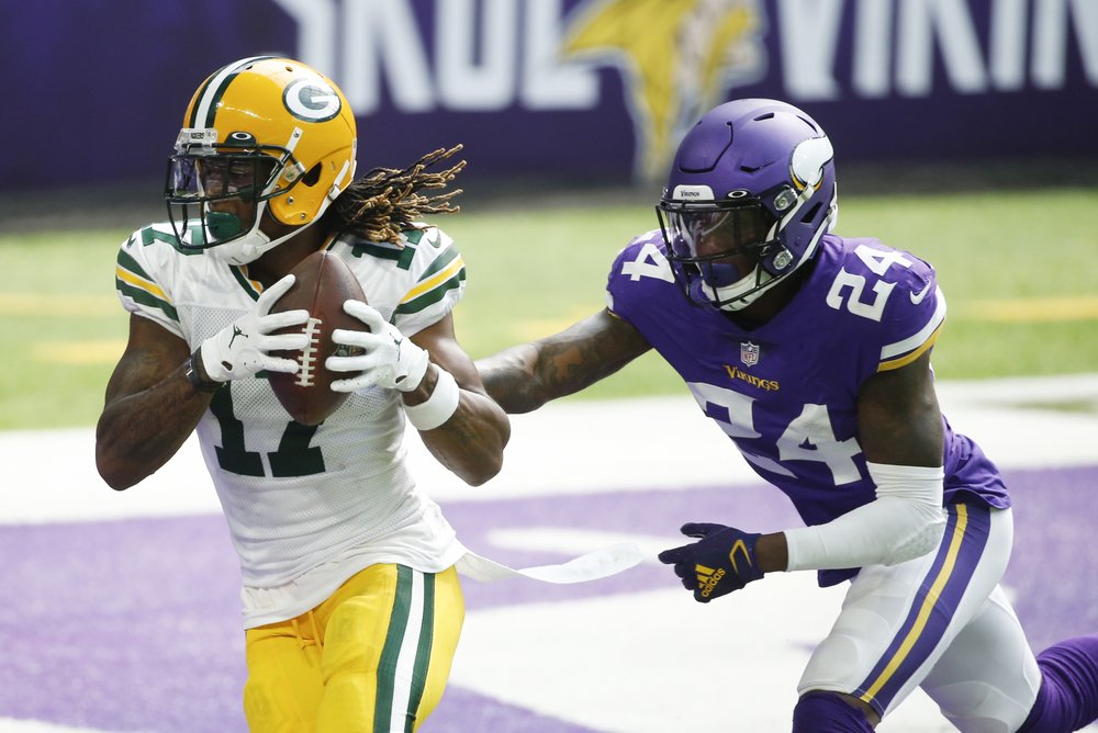 Young Vikings CBs fail 1st test, fall to Rodgers, Packers