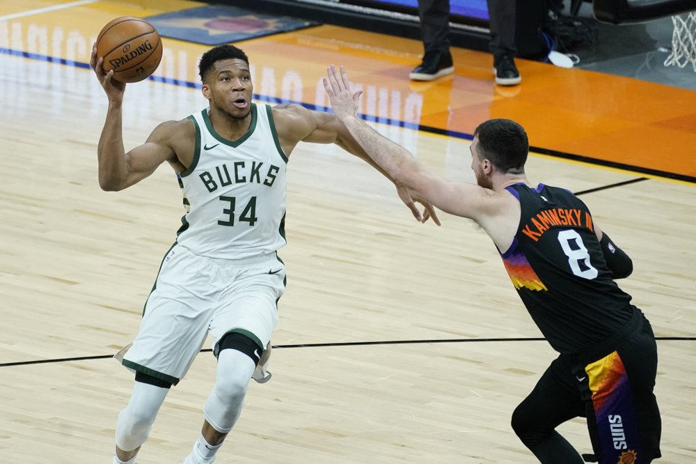 Suns rally to beat Bucks 125-124 despite Giannis’ 47 points