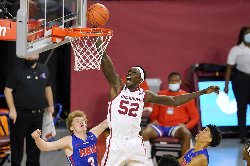 Marquette adds Oklahoma transfer Kur Kuath to frontcourt