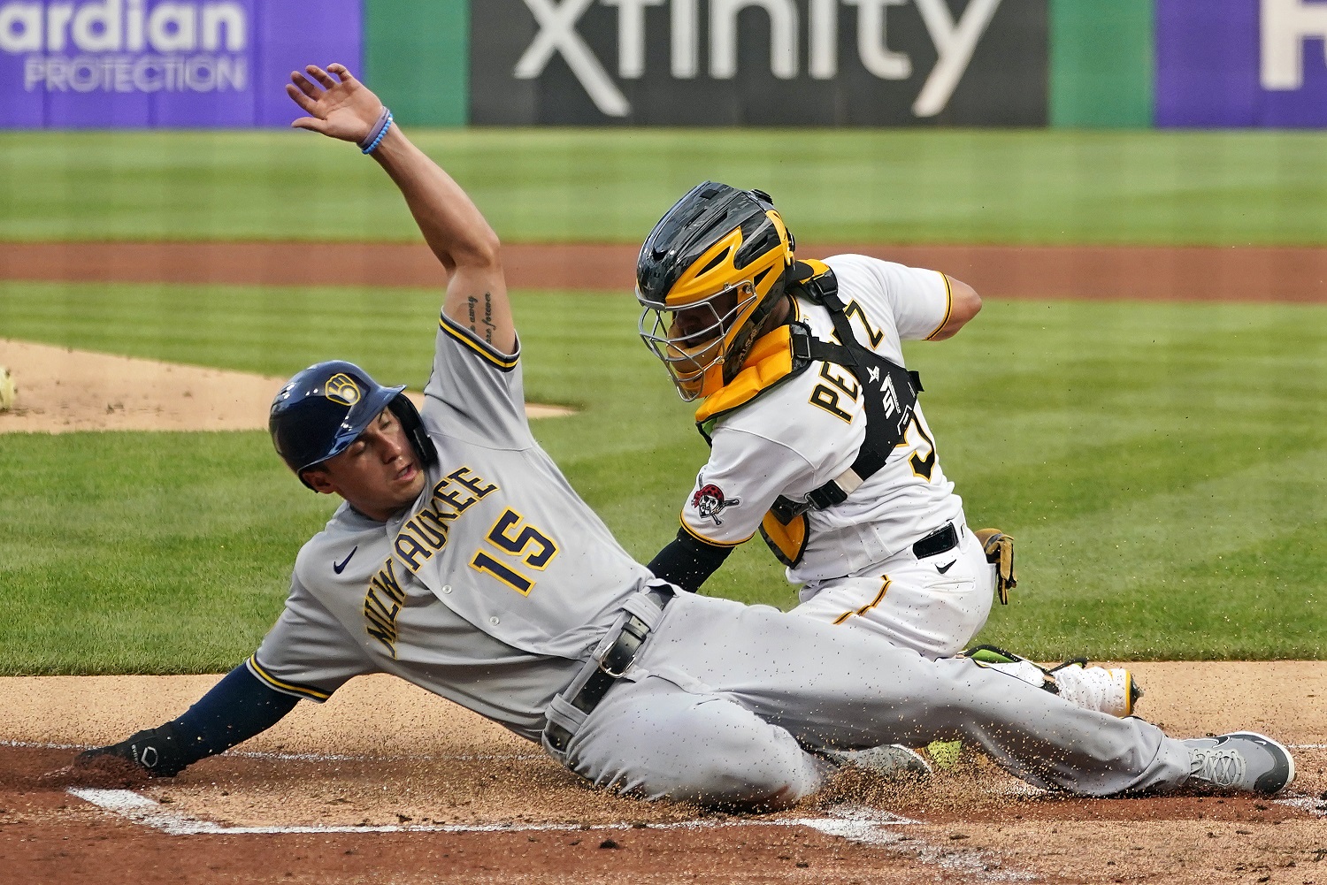 Unlikely sources lead Brewers to shutout win, sweep of Pirates; Milwaukee now heads to Atlanta