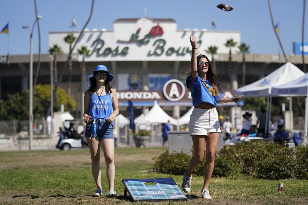 Tailgaters cautiously optimistic but wary as season starts