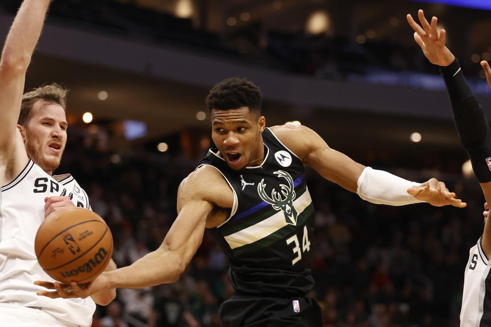 Shorthanded Bucks head to East’s top team, shorthanded 76ers on Tuesday
