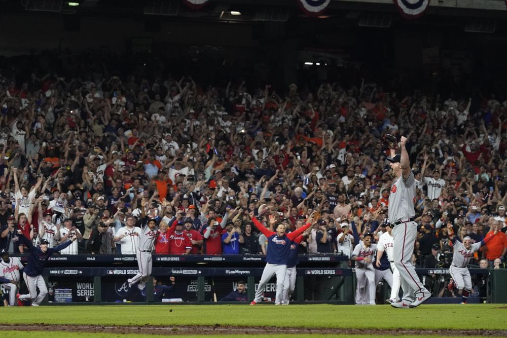 Hammerin’ Braves rout Astros to win 1st WS crown since 1995
