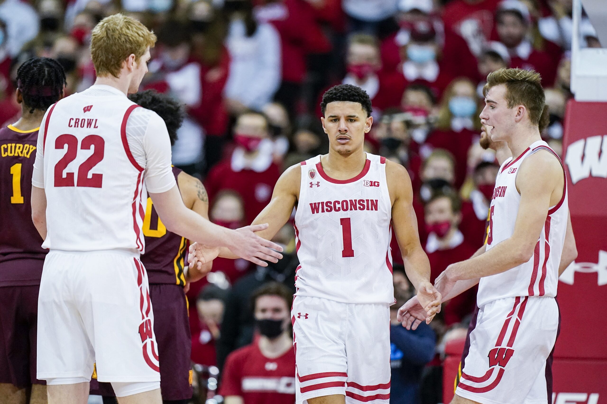 La Crosse’s Johnny Davis declares for NBA draft, after two seasons with Badgers