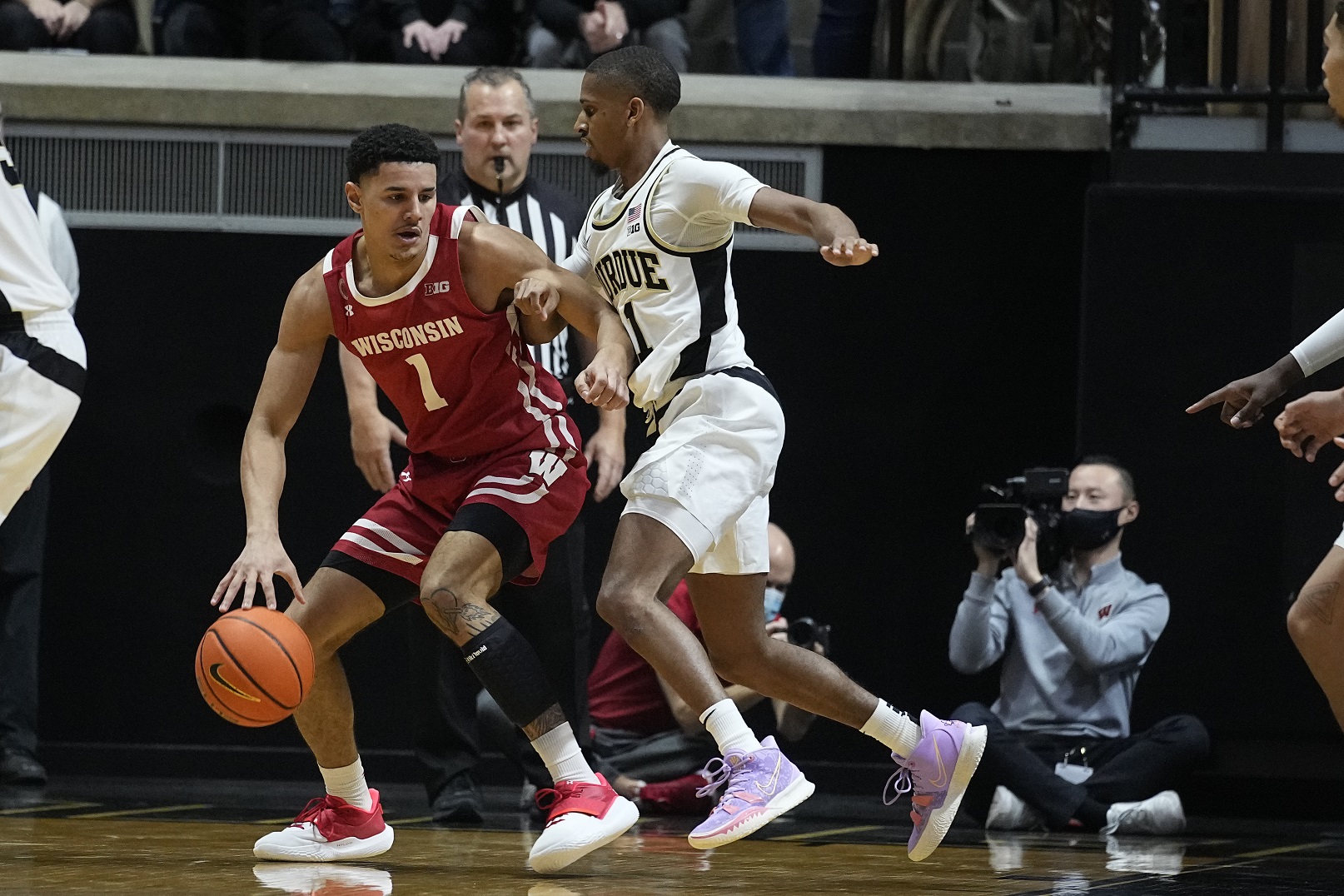 WATCH: La Crosse’s Johnny Davis scores career-high 37, interview after upset win over No. 3 Purdue