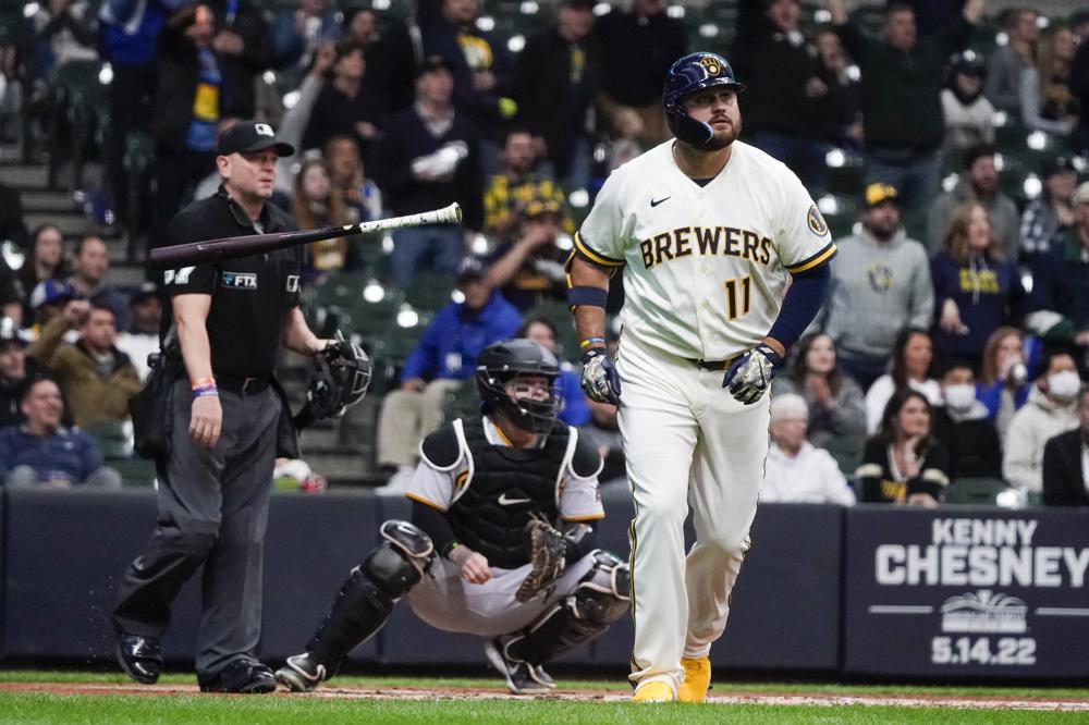 Burnes earns 1st win of season as Brewers beat Pirates 5-2