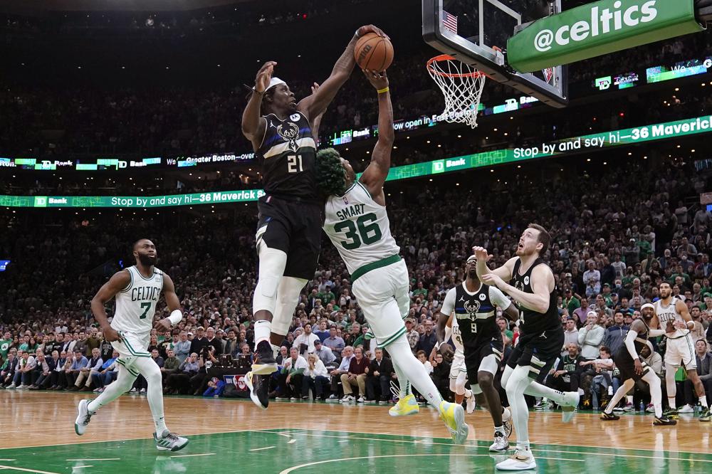 Holiday stops Celtics’ last 2 plays, Bucks take 3-2 lead