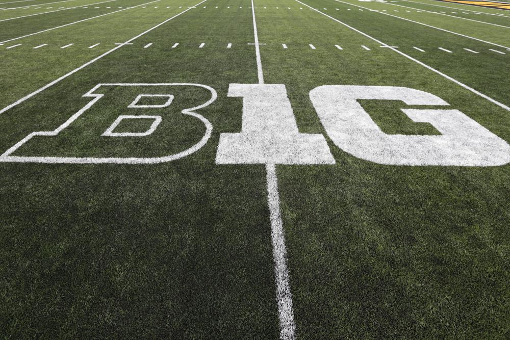 Big Ten having preliminary conversations about more expansion if Pac-12 crumbles, AP sources say