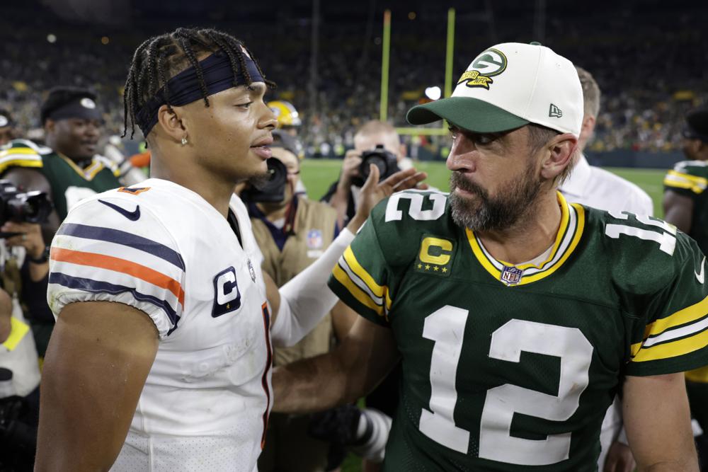 Packers defense hasn’t come close to meeting expectations, as Chicago QB Fields is back