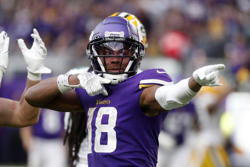Vikings get promising news on WR Justin Jefferson after he’s taken to hospital with chest injury