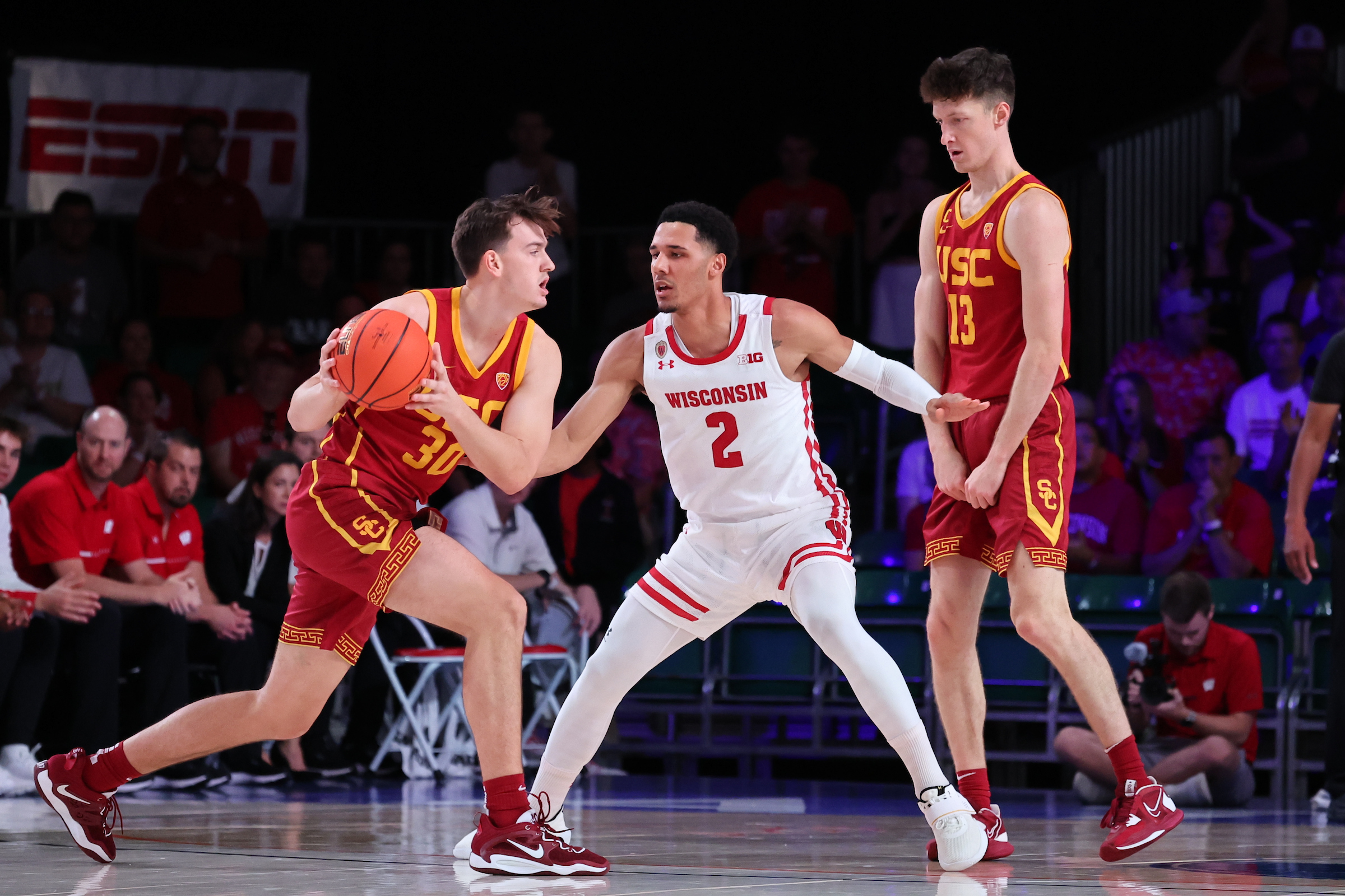 La Crosse’s Davis averaging 6.7 points, 4.5 rebounds heading into Badgers-Wake Forest matchup