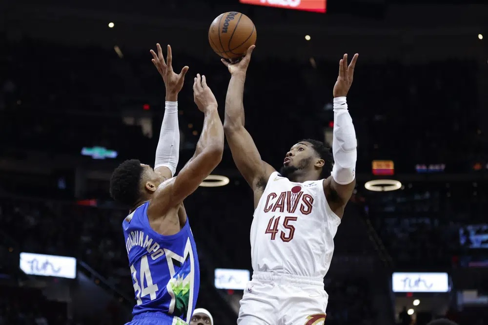 Giannis scores season-high 45, but Mitchell, Cavs come away with win