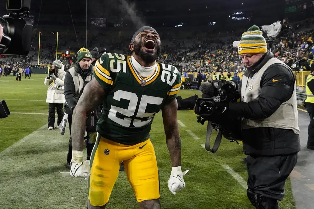 Nixon providing unexpected spark to Packers return units