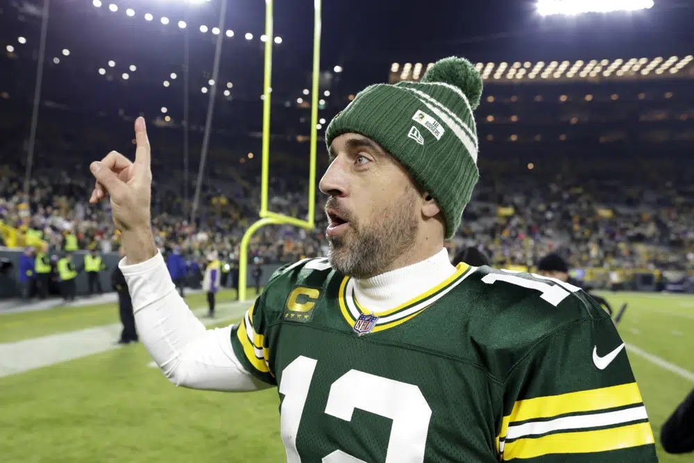 Murphy says Packers would honor trade request from Rodgers